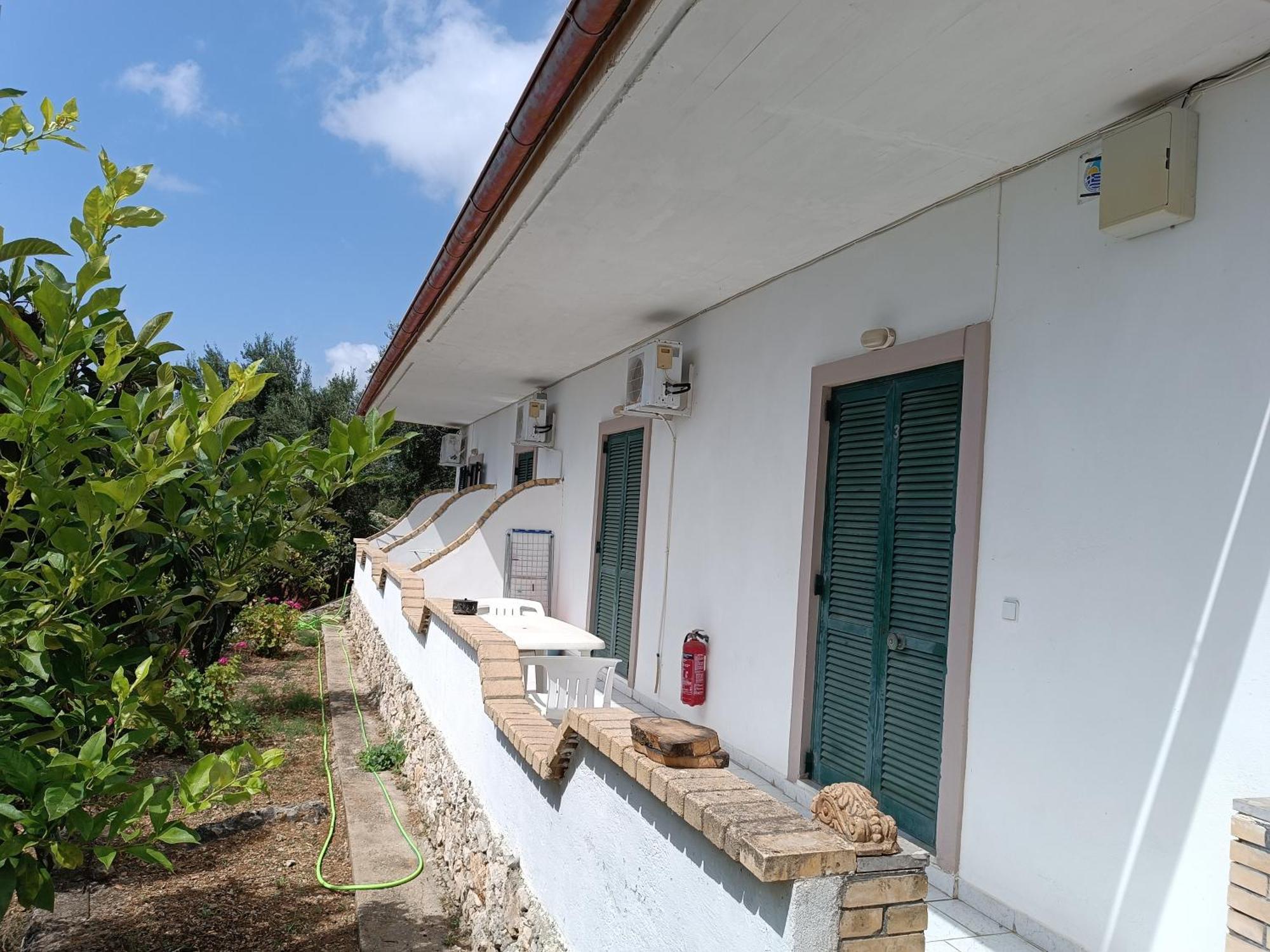 Nikos - Eleni Apartment Barbati Exterior foto